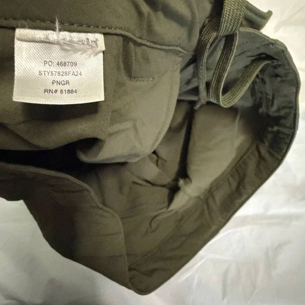 Patagonia Mens Quandary Hiking Shorts 34 Olive Green Stretch Nylon Utility Gorp
